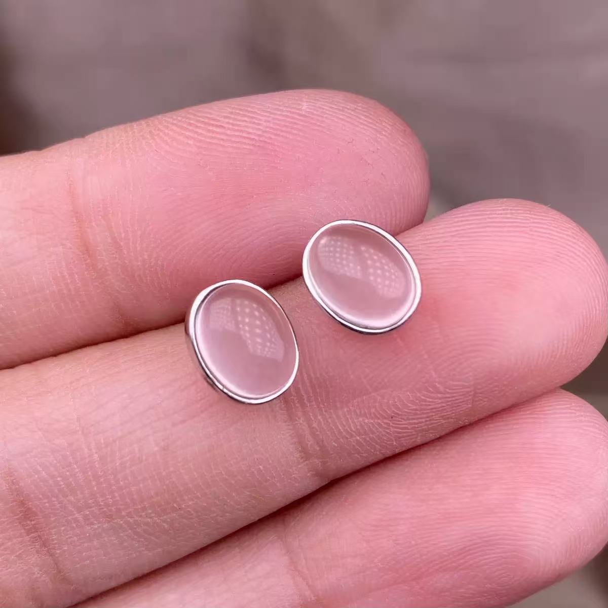 S925 rose quartz silver-inlaid simple oval-shaped ear studs for women, colored gemstone and crystal accessories, jewelry