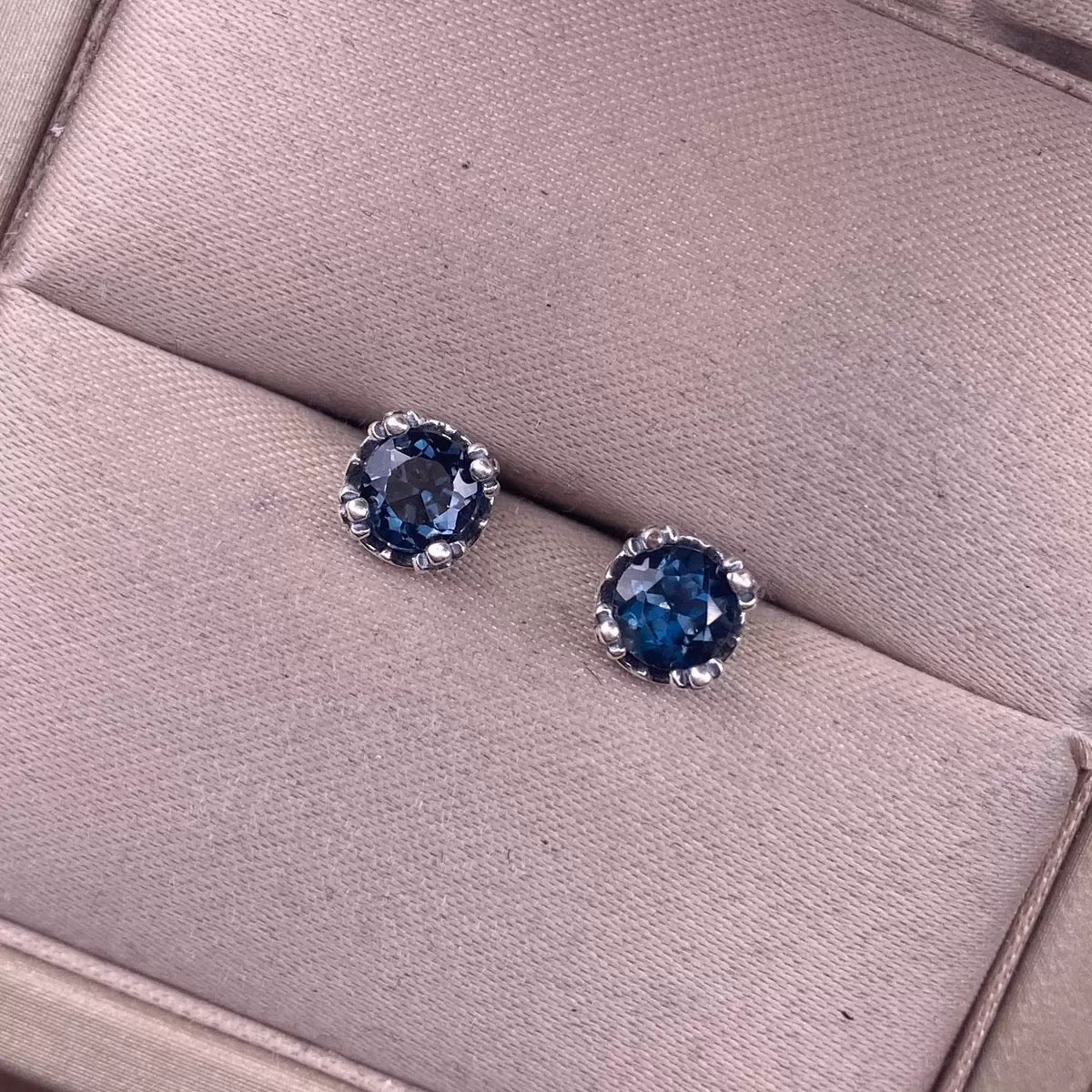 London Blue Topaz Earrings S925 Silver Inlaid Retro Commuter Simple Distressed Women's Colored Gem Crystal Ear Accessories