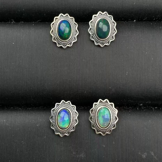 White and black opal stud earrings with s925 silver inlay, vintage pattern, suitable for work, trendy, colorful, simple, and elegant Australian opal ear accessories